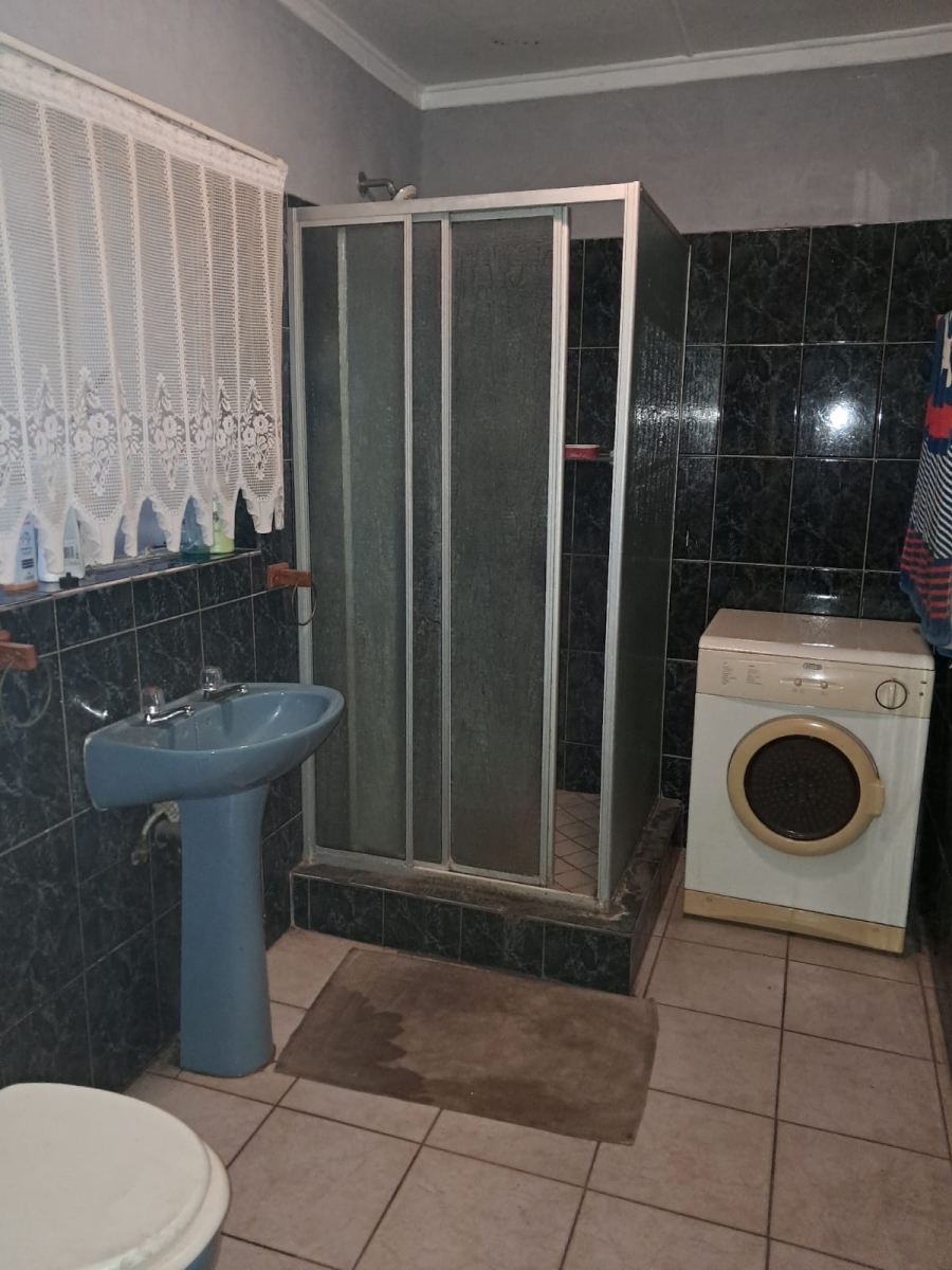 3 Bedroom Property for Sale in Naudeville Free State